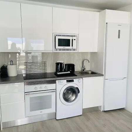 Апартаменти Luxury Apartment Atlantic View 1A *